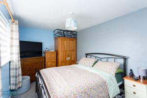 Bedroom- click for photo gallery